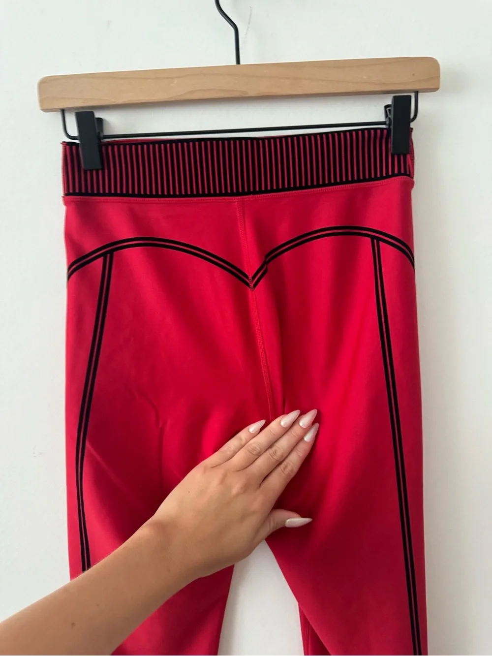 Alo Red Sports Bra and Cropped Legging Set